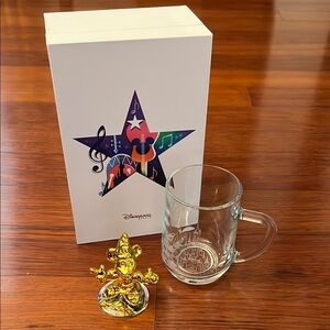 Disneyland Paris Mug & Mickey Figurine
